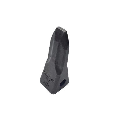 46~52HRC硬度の頑丈なバックホウのバケツの歯7T3402RC